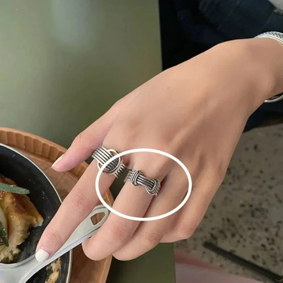 Minimalist 925 Sterling Silver Buckle Belt Ring Silver Vintage Geometric Ring - Picture 5 of 5